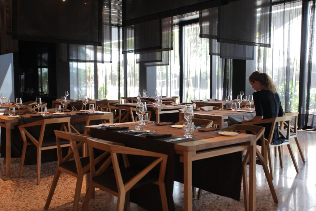 m6米乐在线（集团）科技有限公司 - 坐具|餐椅|办公家具|设计师家具|YY餐椅