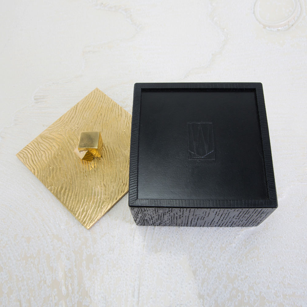 m6米乐在线（集团）科技有限公司 - 附件|饰品|办公家具|设计师家具|Lustre珠宝盒