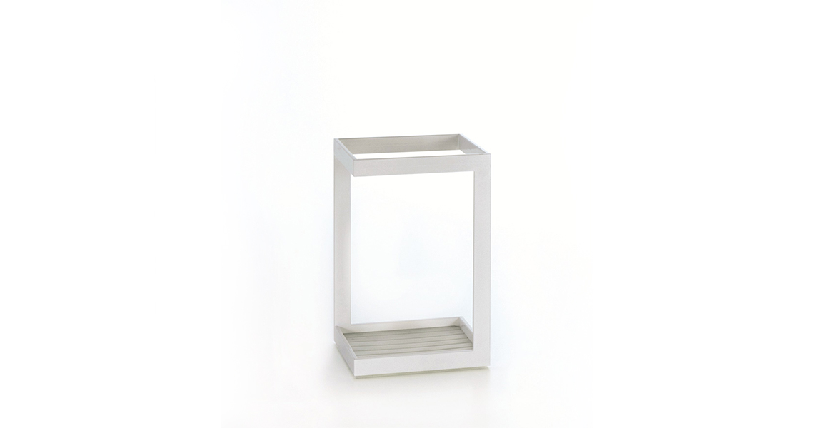 m6米乐在线（集团）科技有限公司 - 附件|衣帽架|办公家具|设计师家具|WINDOW 衣帽架/雨伞架