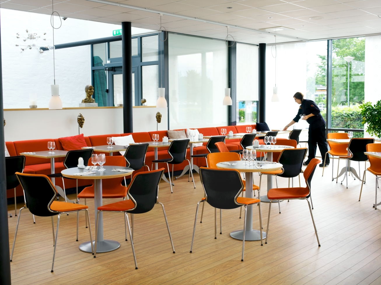 m6米乐在线（集团）科技有限公司 - 坐具|餐椅|办公家具|设计师家具|Boo 餐椅/洽谈椅