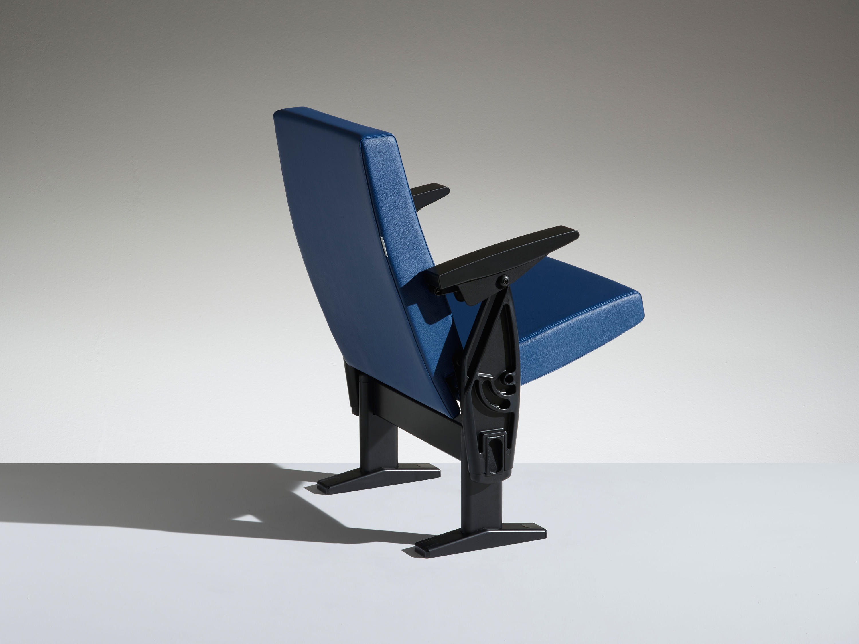 公共座椅|礼堂椅|办公家具|设计师家具|Futura 剧院/礼堂椅