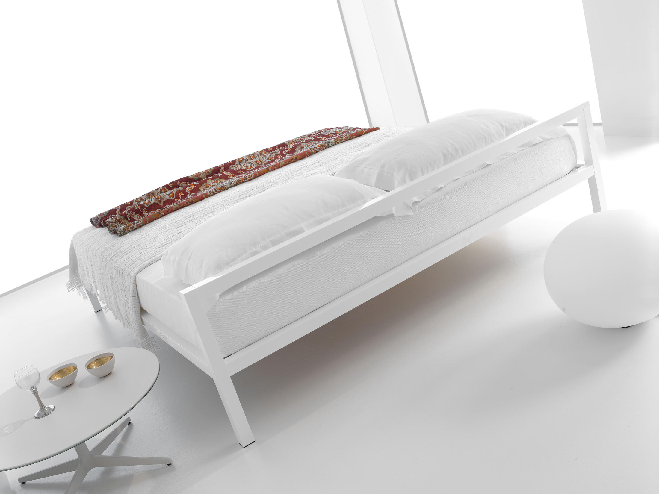 m6米乐在线（集团）科技有限公司 - 卧室|床|办公家具|设计师家具|ALUMINIUM BED 床