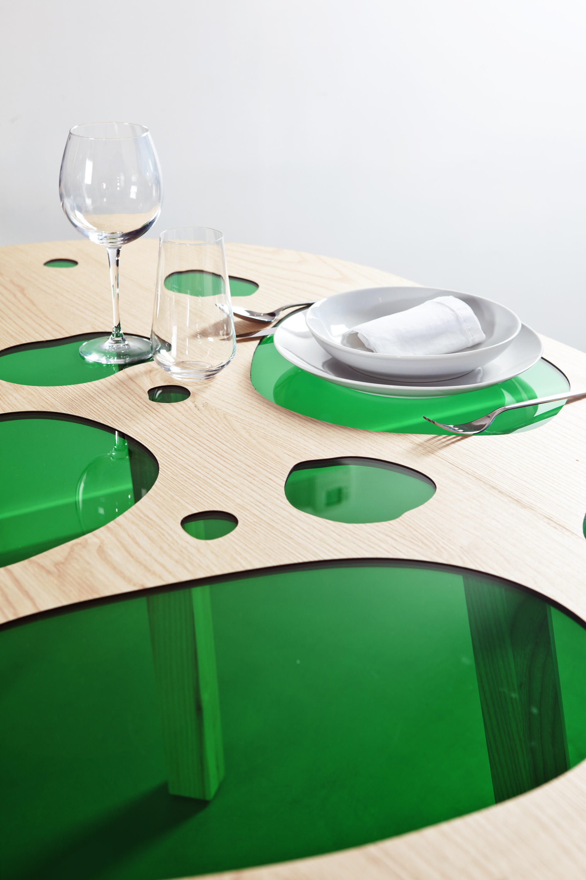 m6米乐在线（集团）科技有限公司 - 桌几|餐桌|办公家具|设计师家具|Aquario Table 餐台