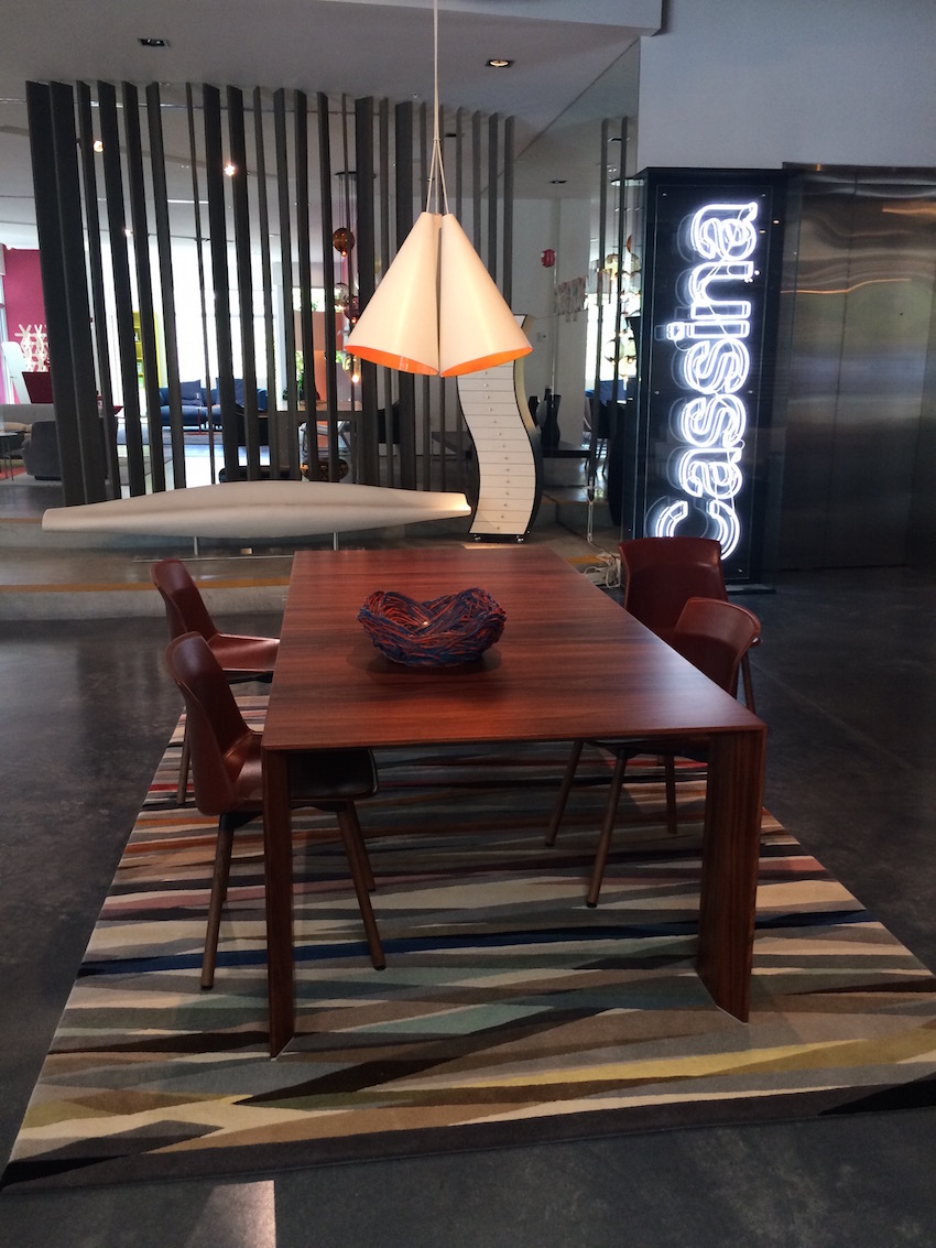 m6米乐在线（集团）科技有限公司 - 桌几|餐桌|办公家具|设计师家具|370 EL DOM